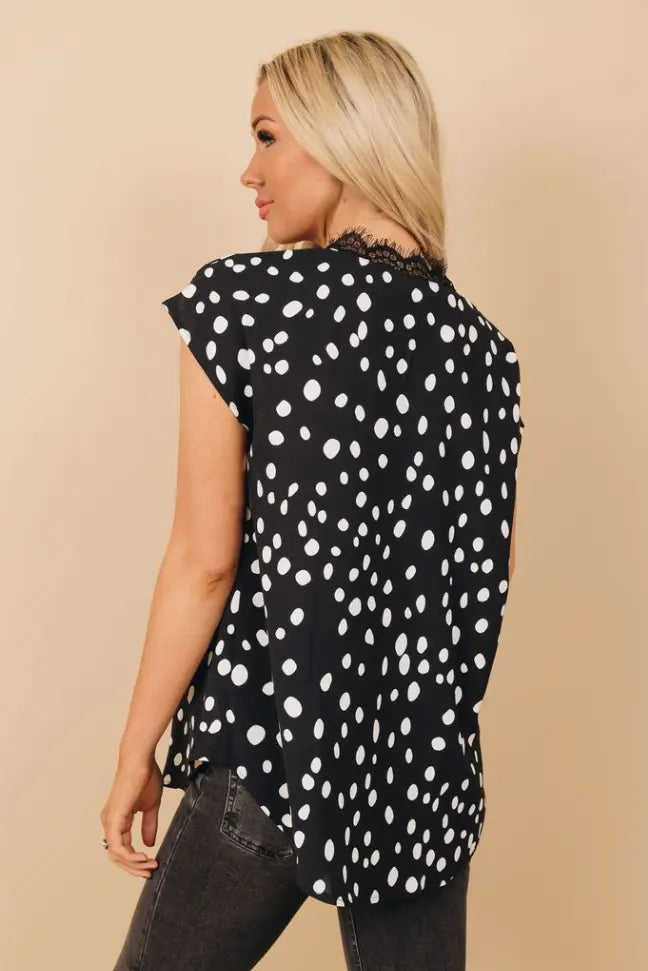 Different Outlook Printed Top Stay Warm in Style