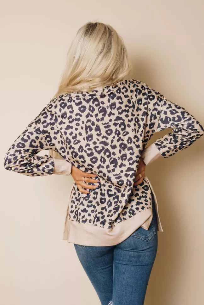 Dream on Dreamer Leopard Top Stay Warm in Style
