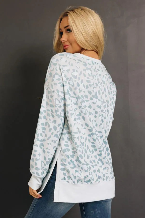 Dream on Dreamer Leopard Top Stay Warm in Style