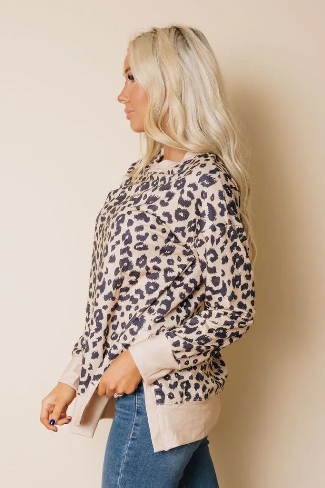 Dream on Dreamer Leopard Top Stay Warm in Style