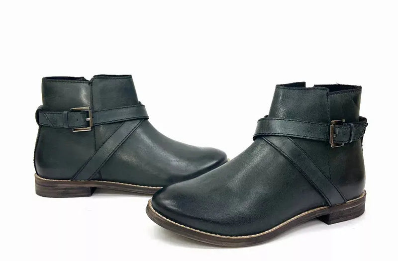 Elena Flat Ankle Boot Oobash