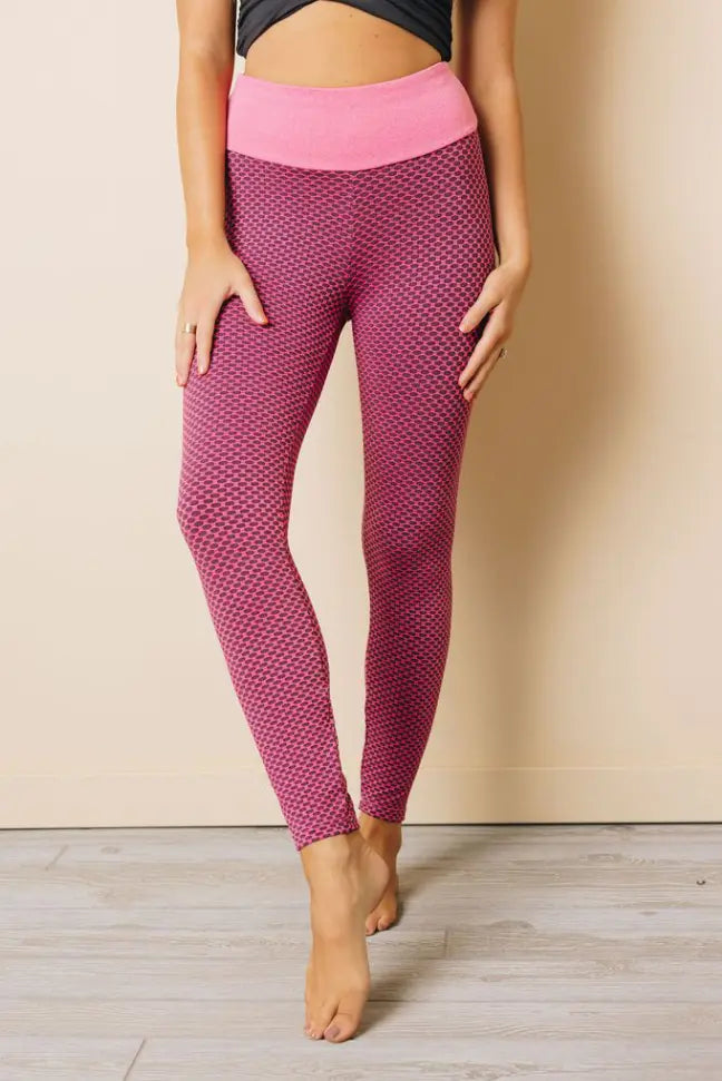 Ellie Butt Lifting Yoga Gym Leggings Stay Warm in Style