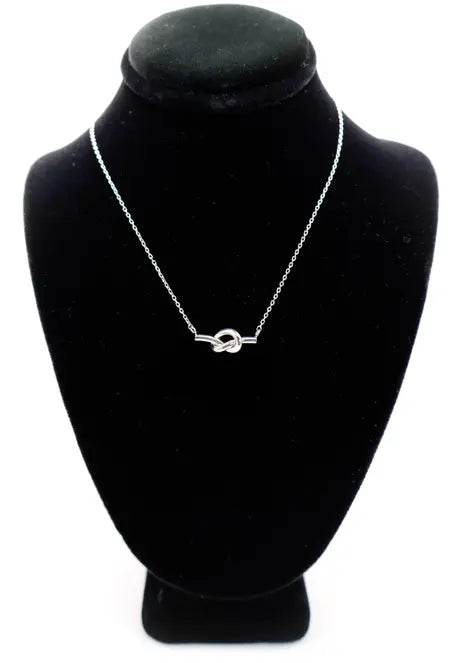 Eternal Knot Silver Necklace Maskup Corporation