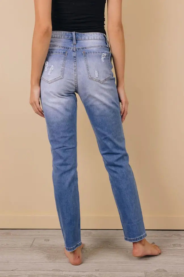 Everlasting Ripped Leopard Jeans Stay Warm in Style