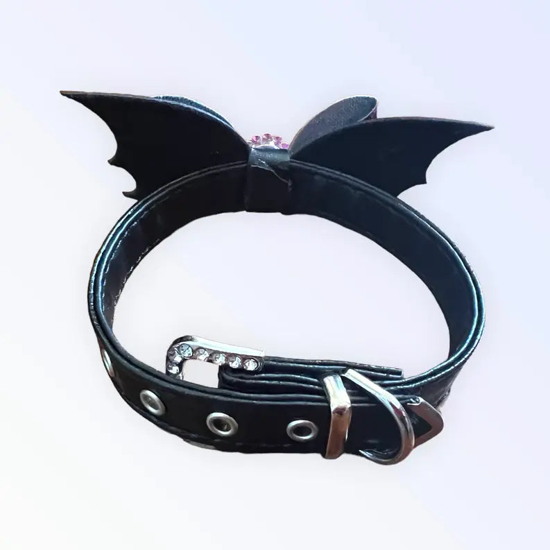 Fa-BOO-lous Bat Collar Bark Fifth Avenue