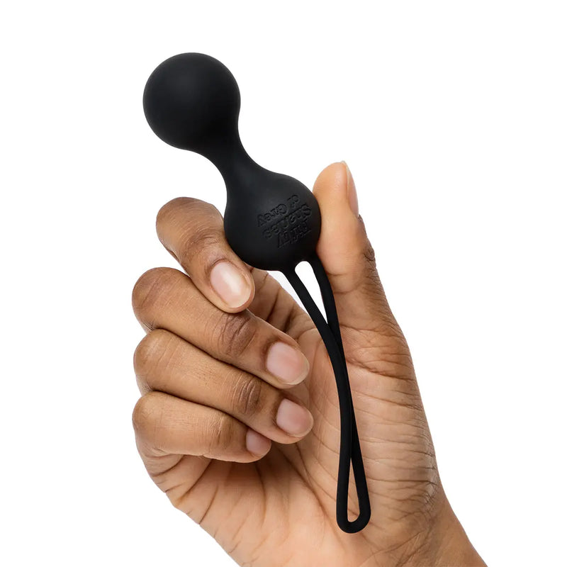 Fifty Shades X Womanizer Desire Blooms 3pc Gift Set - GreatEagleInc