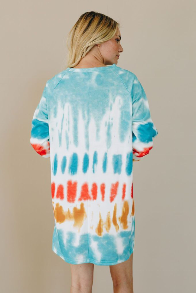 Fit To Be Tie-Dyed Oversized Sweatshirt Stay Warm in Style