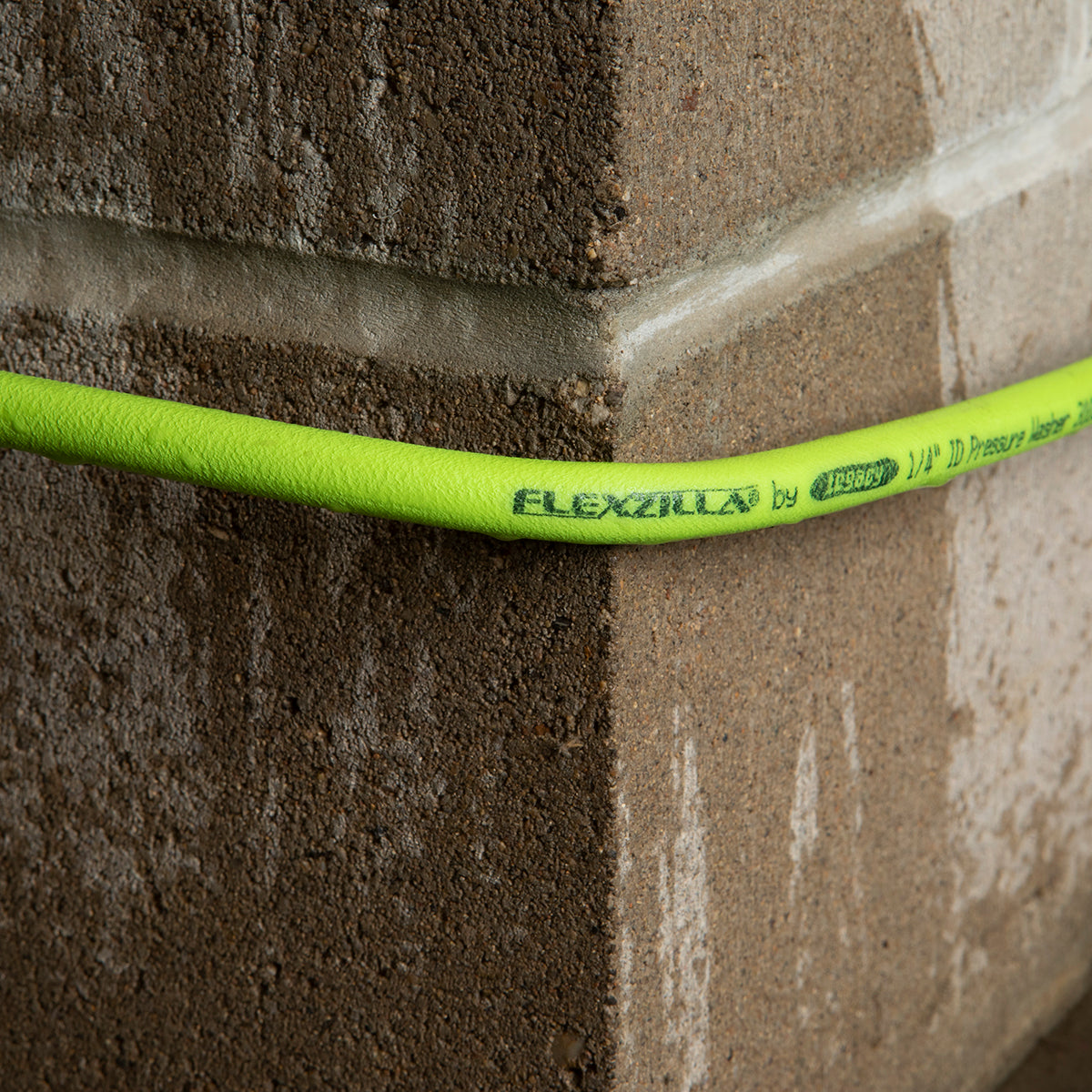Flexzilla Pressure Washer Hose 1/4" X 50' With M22 Fittings (boxed) FLEXZILLA
