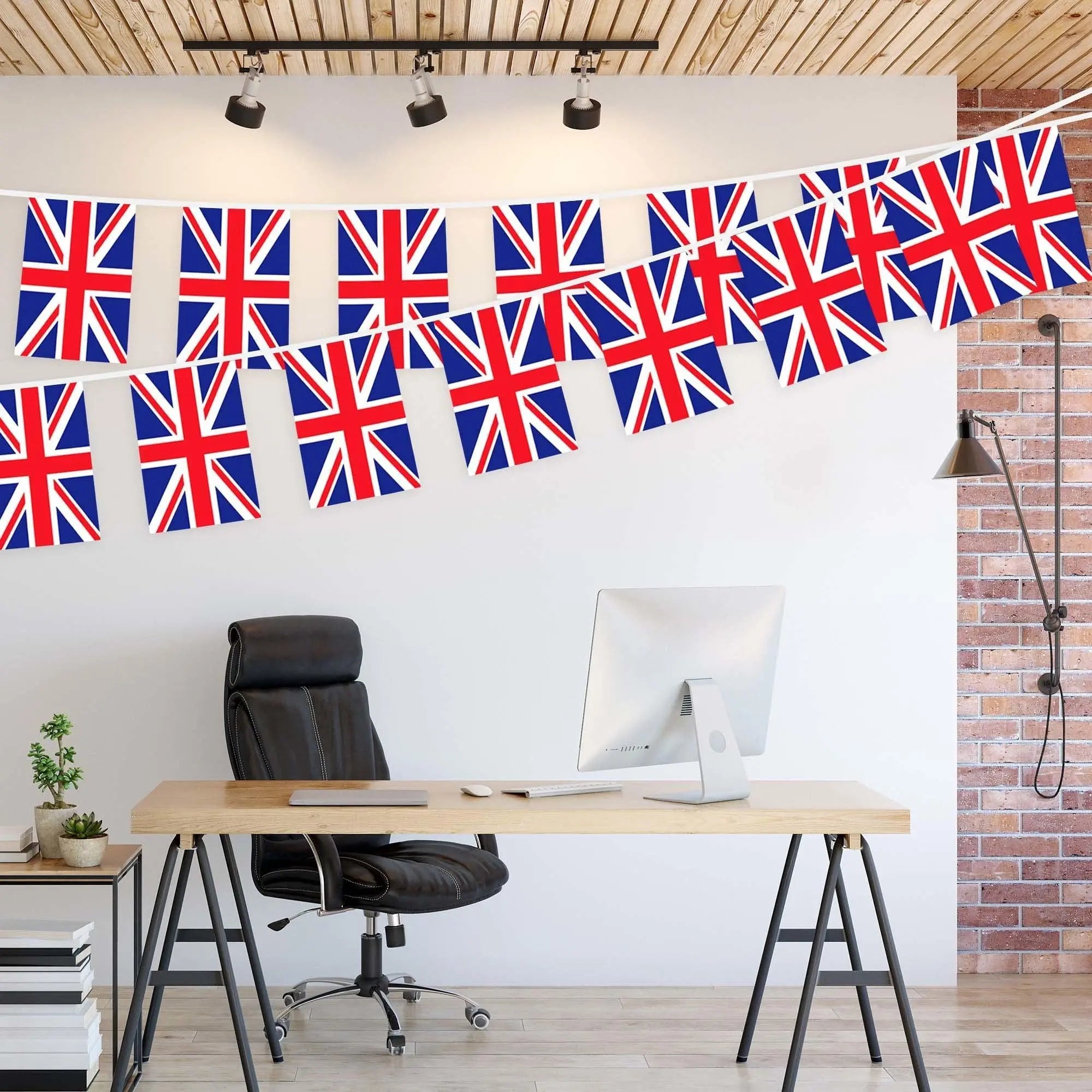 G128 United Kingdom UK Bunting Banner | Flag 8.2 x 5.5 Inch, Full String 33 Feet | Printed 150D Polyester, Decorations For Bar, School, Festival Events Celebration G128
