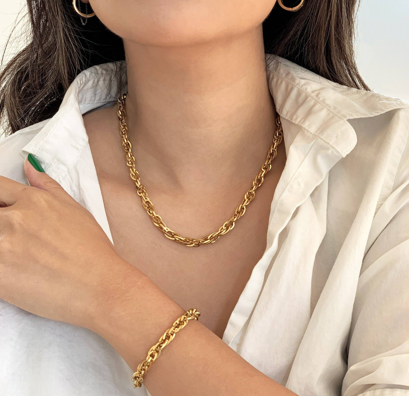GEMMA GOLD CHUKY ROPE CHAIN BRACELET Mai Desiree