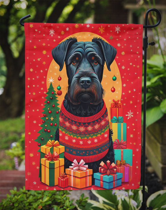 Giant Schnauzer Holiday Christmas Garden Flag Caroline's Treasures