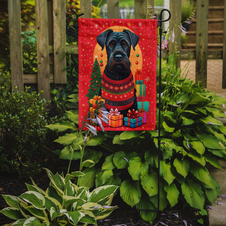 Giant Schnauzer Holiday Christmas Garden Flag Caroline's Treasures