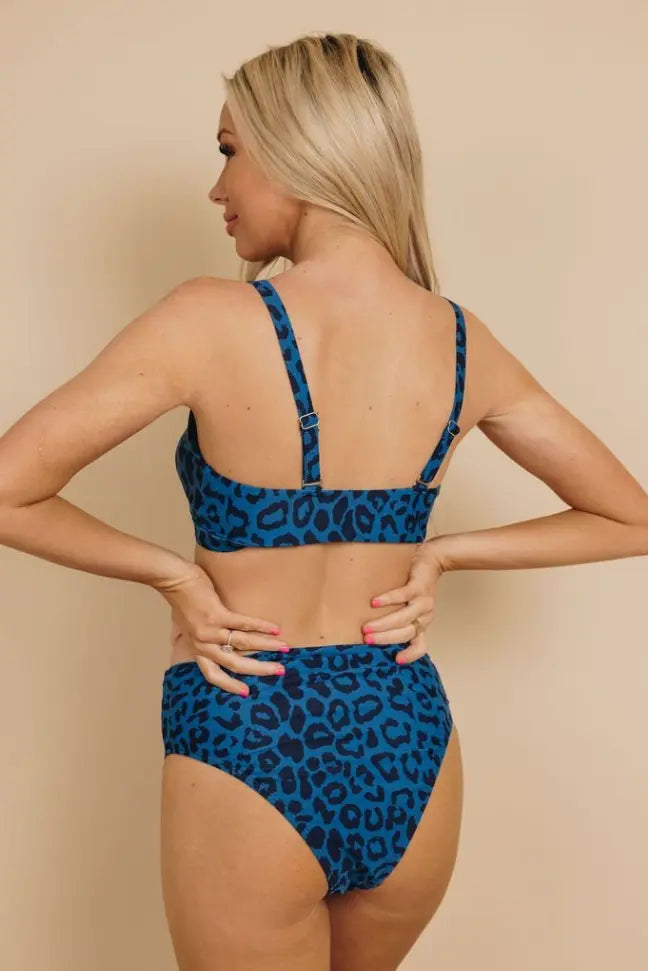 Glamorous High Waisted Bikini Stay Warm in Style