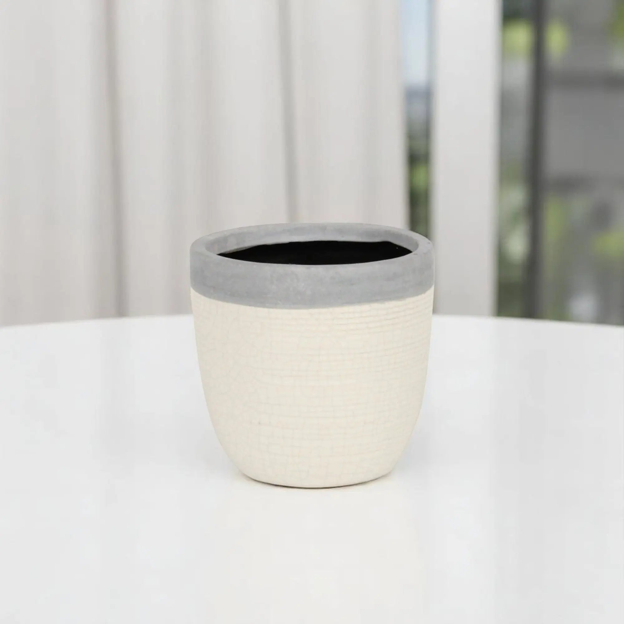 Gray And Ivory Ceramic 41 Ounce Crackle Round Distressed Pot Planter GreatEagleInc