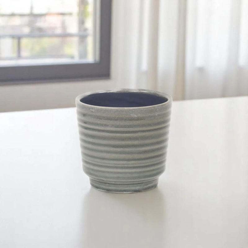 Gray Ceramic 23 Ounce Striped Round Distressed Pot Planter GreatEagleInc