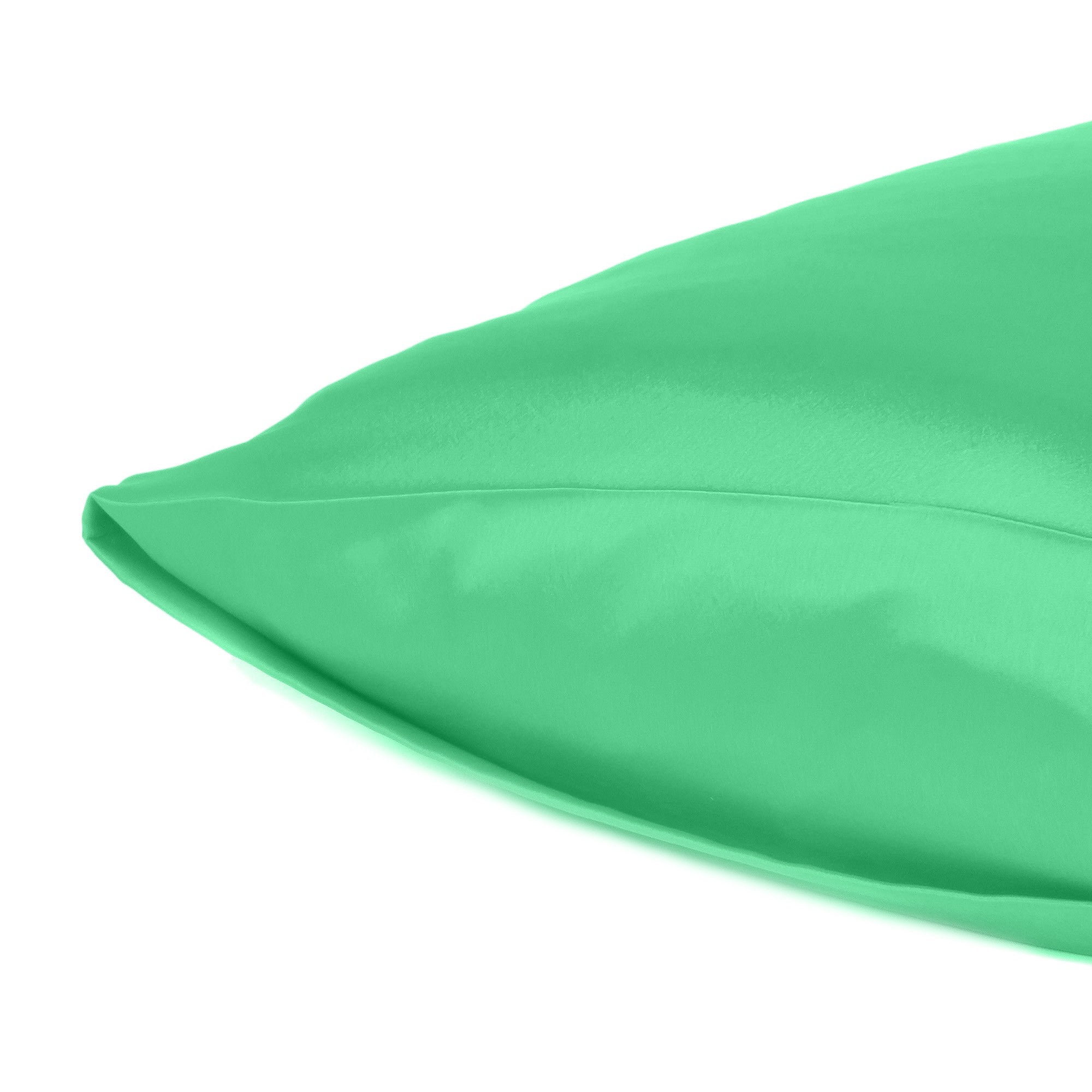 Green Dreamy Set Of 2 Silky Satin Standard Pillowcases Homeroots Bed & Bath