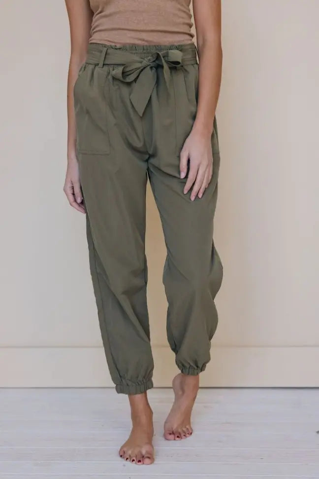 Ground Up Paperbag Pants Stay Warm in Style