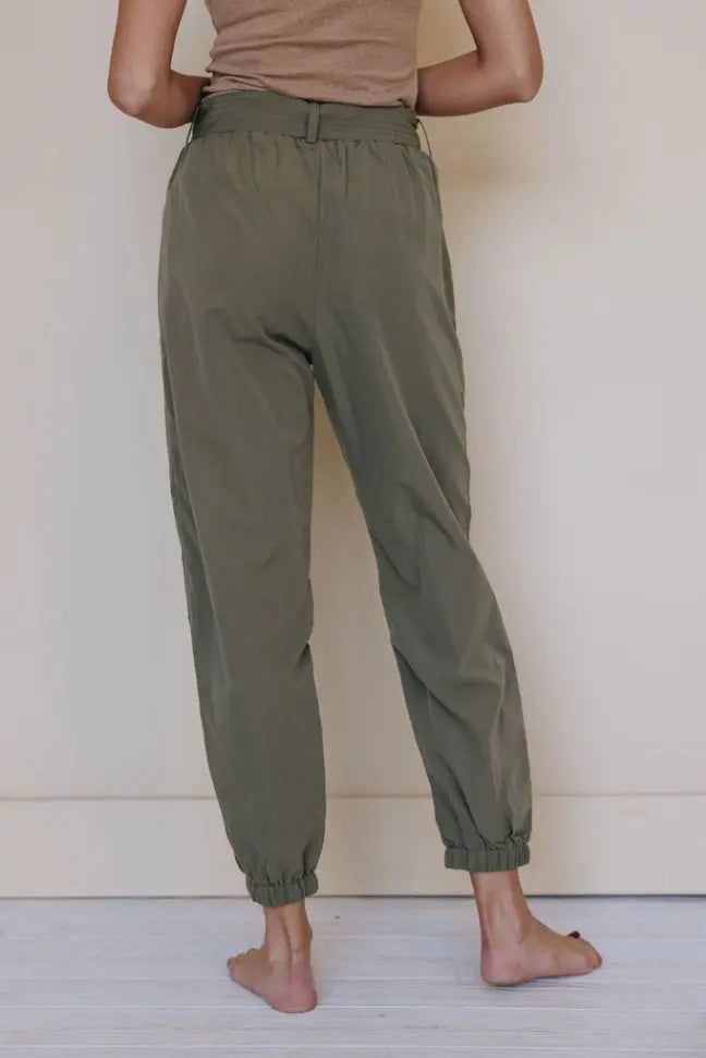 Ground Up Paperbag Pants Stay Warm in Style