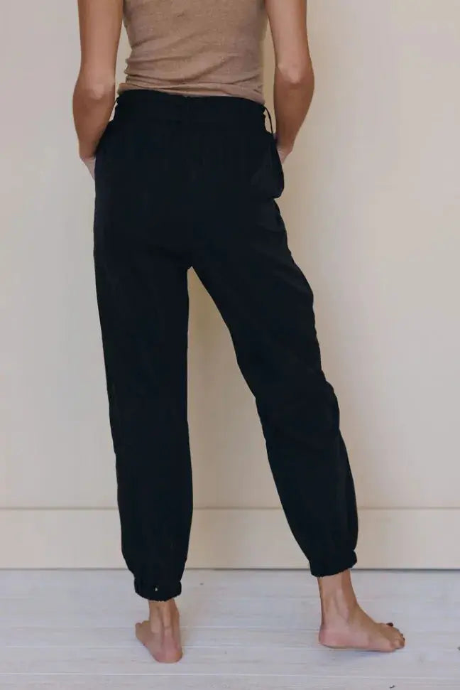 Ground Up Paperbag Pants Stay Warm in Style