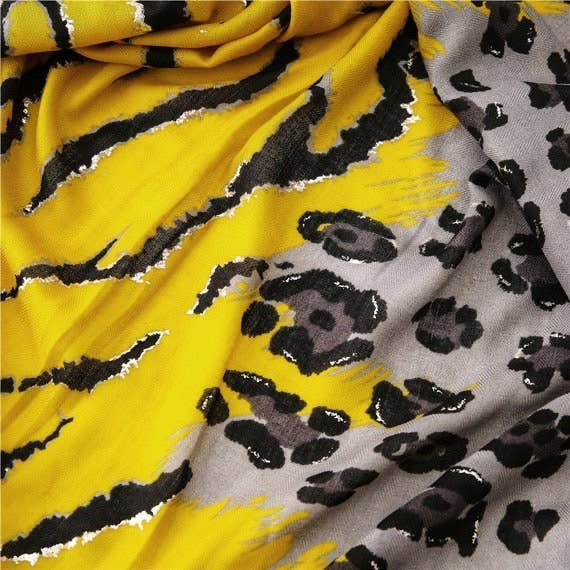 Handmade Golden  and Black Tiger Leopard Skin Pattern Pawsome Pet
