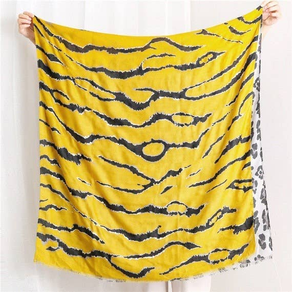 Handmade Golden  and Black Tiger Leopard Skin Pattern Pawsome Pet