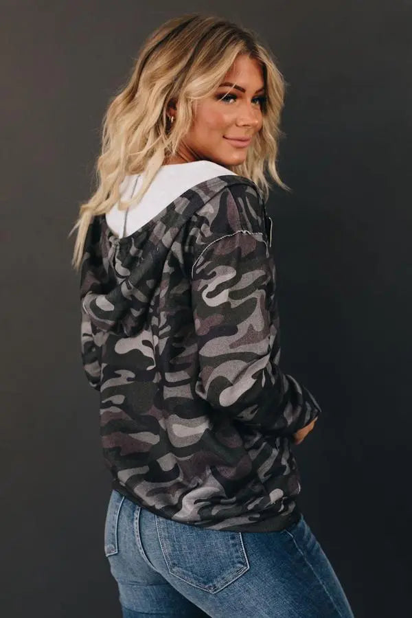 Hansen Camo Zip Up Jacket Stay Warm in Style