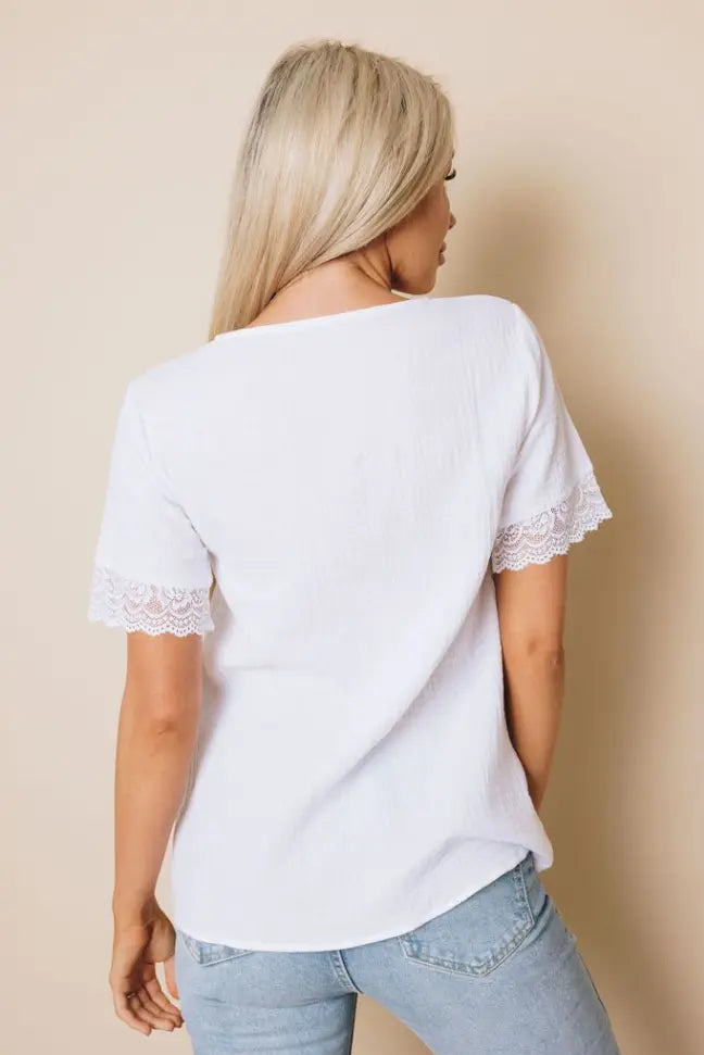 Harvey Ruffle Shirt Stay Warm in Style