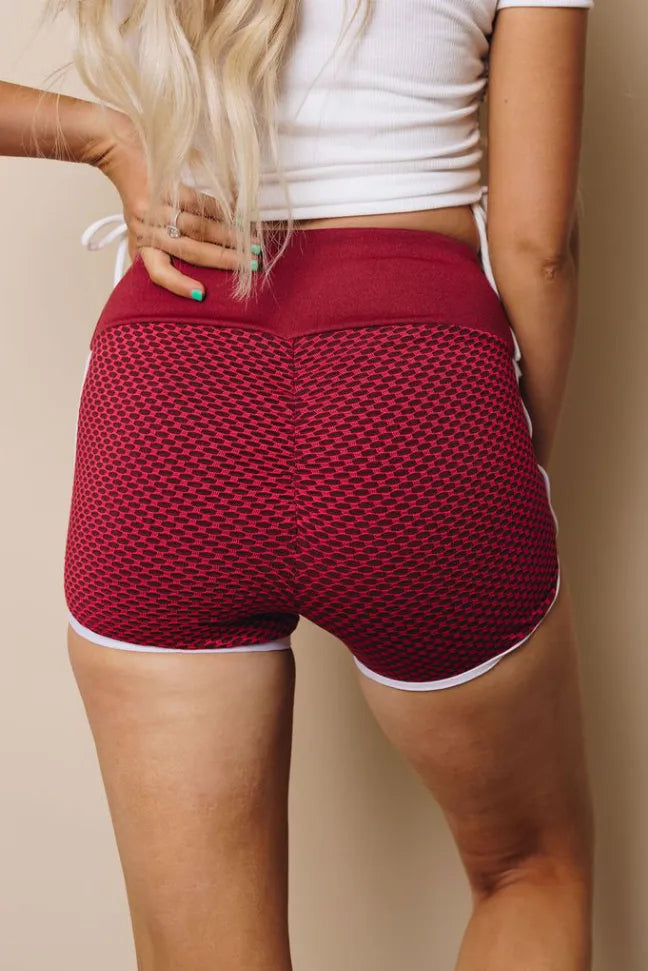 Honeycomb Yoga Shorts Stay Warm in Style
