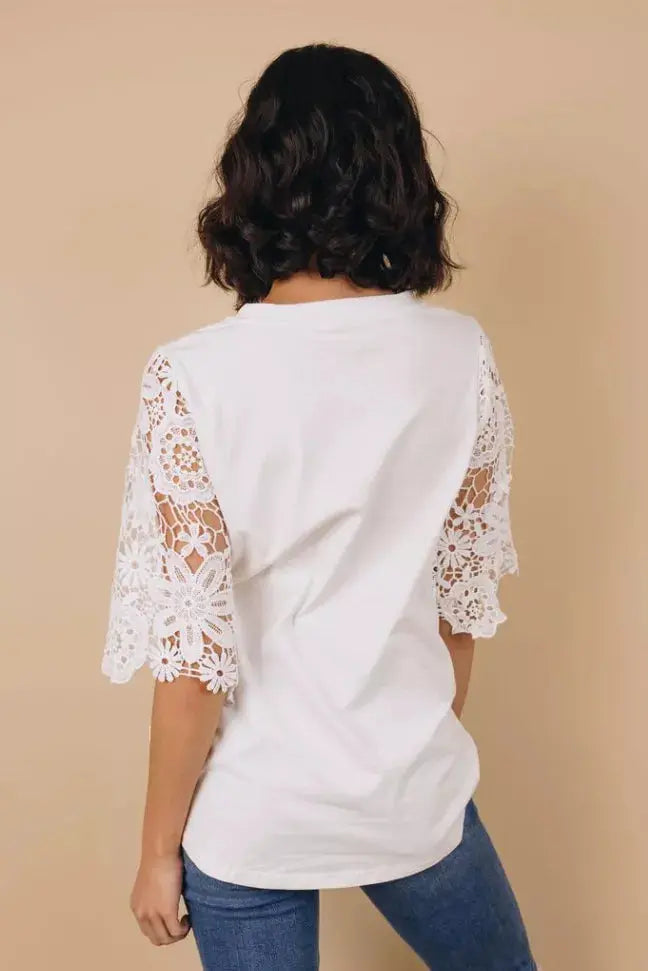 How I Go Lace Sleeve Tunic Stay Warm in Style