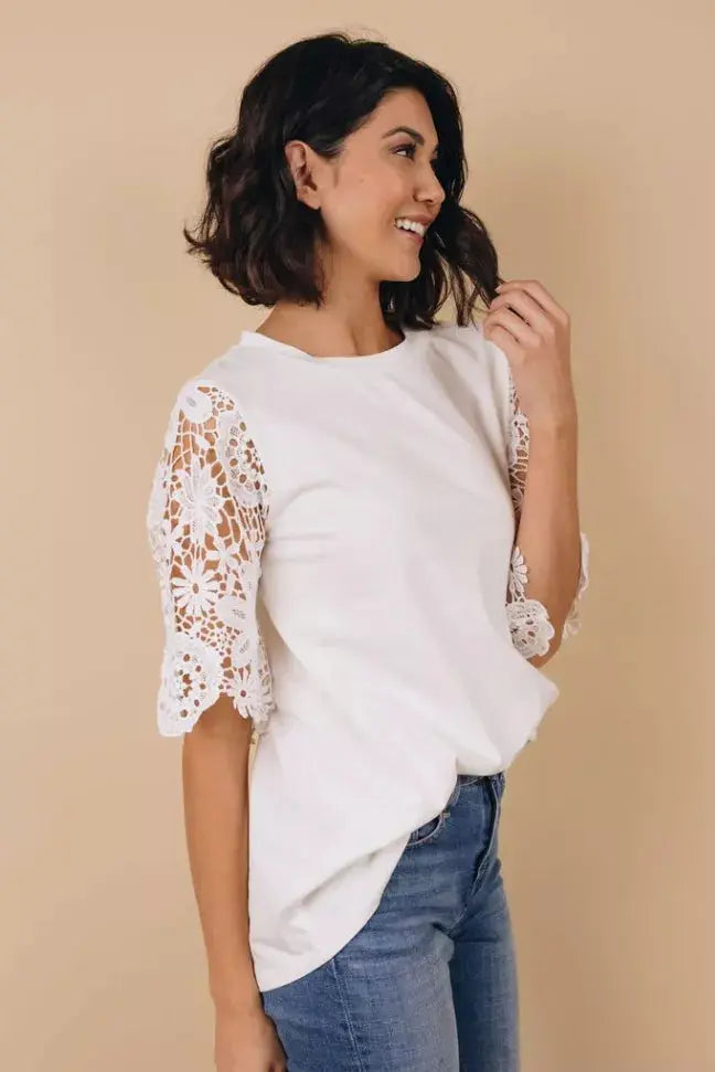 How I Go Lace Sleeve Tunic Stay Warm in Style