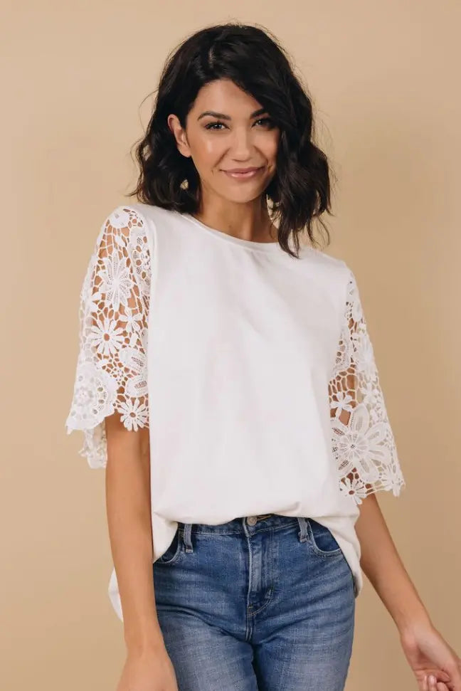 How I Go Lace Sleeve Tunic Stay Warm in Style