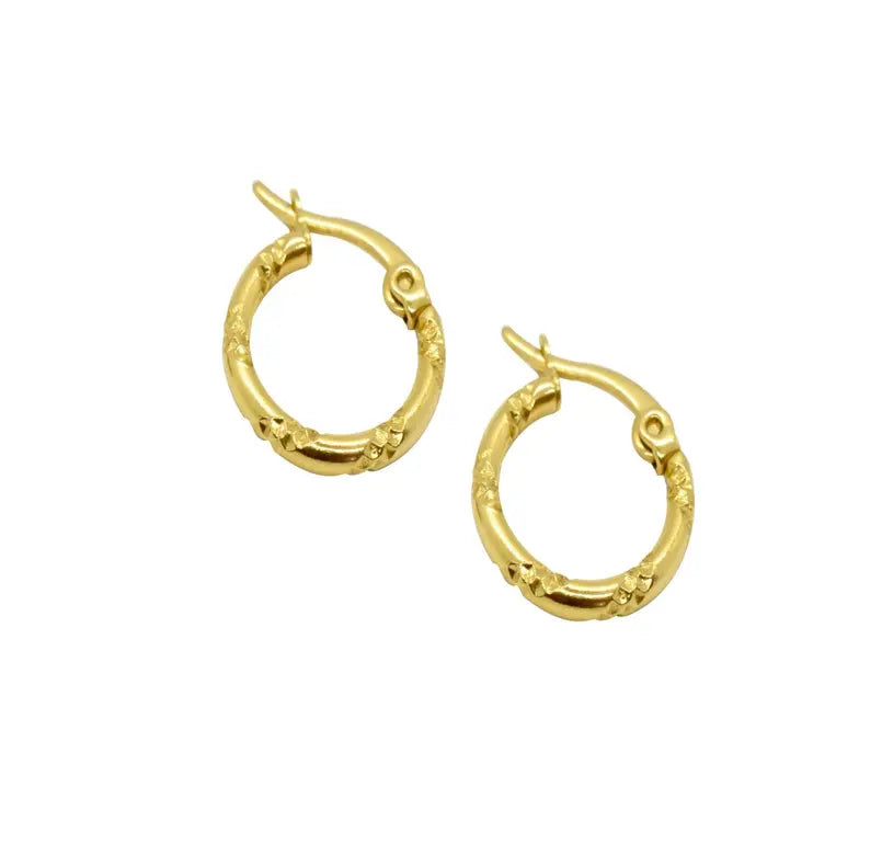 ISMAY GOLD HUGGIE HOOP EARRINGS Mai Desiree