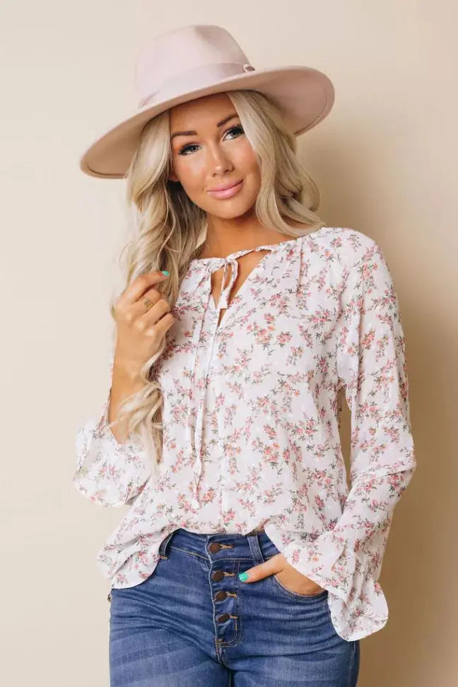 Isa Floral Blouse Stay Warm in Style
