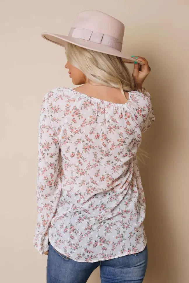 Isa Floral Blouse Stay Warm in Style