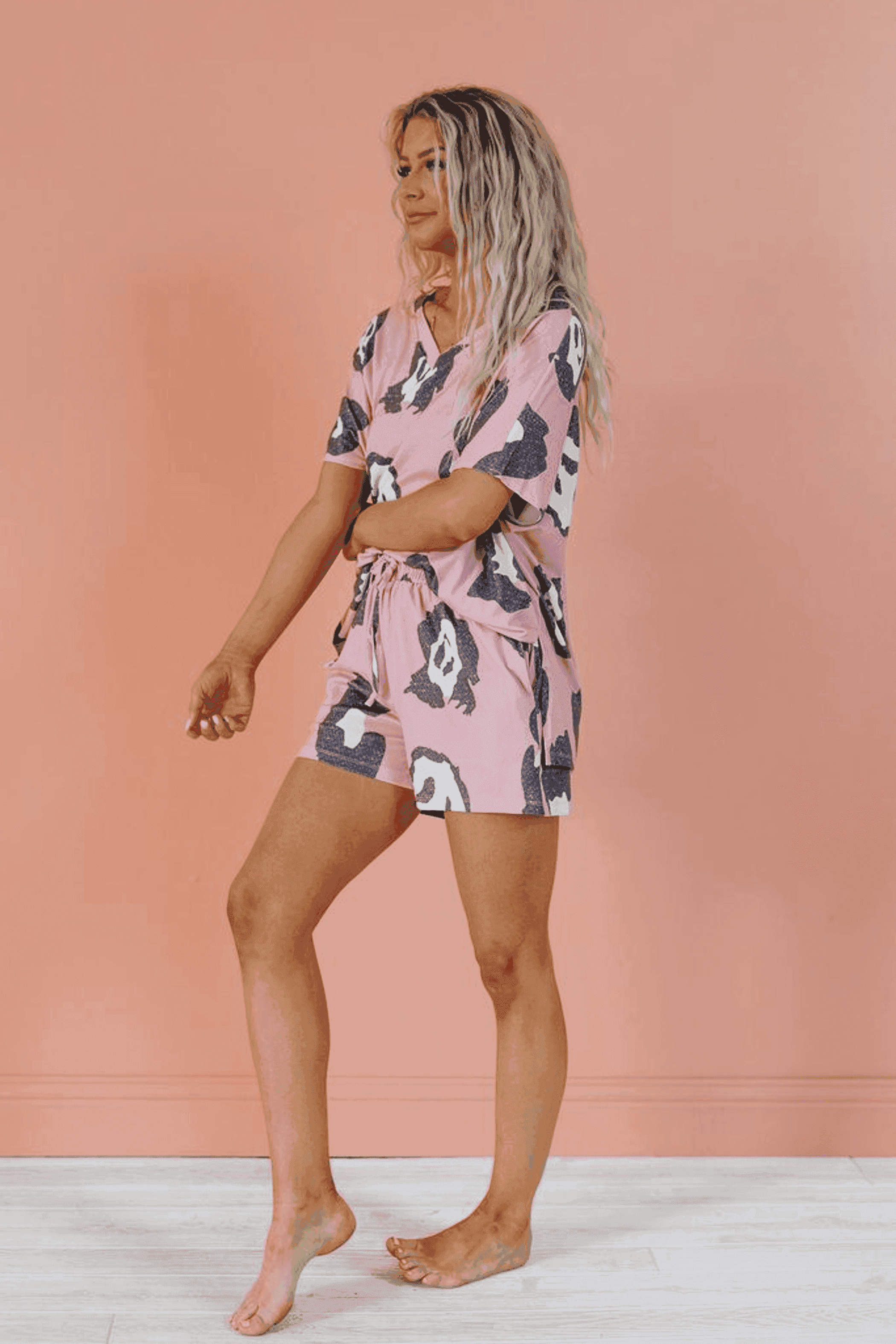 It's A 10 Printed Loungewear Set Stay Warm in Style