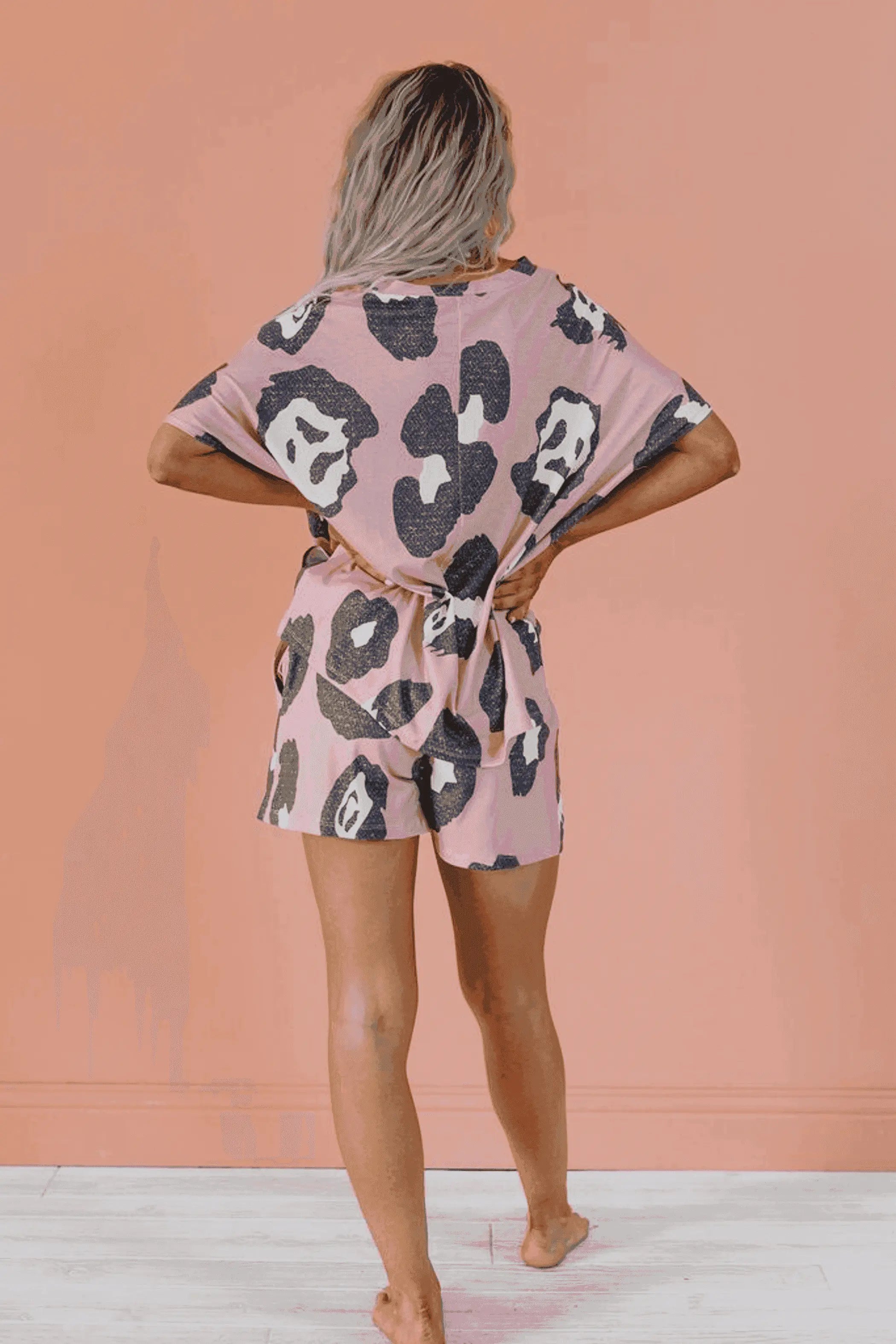 It's A 10 Printed Loungewear Set Stay Warm in Style