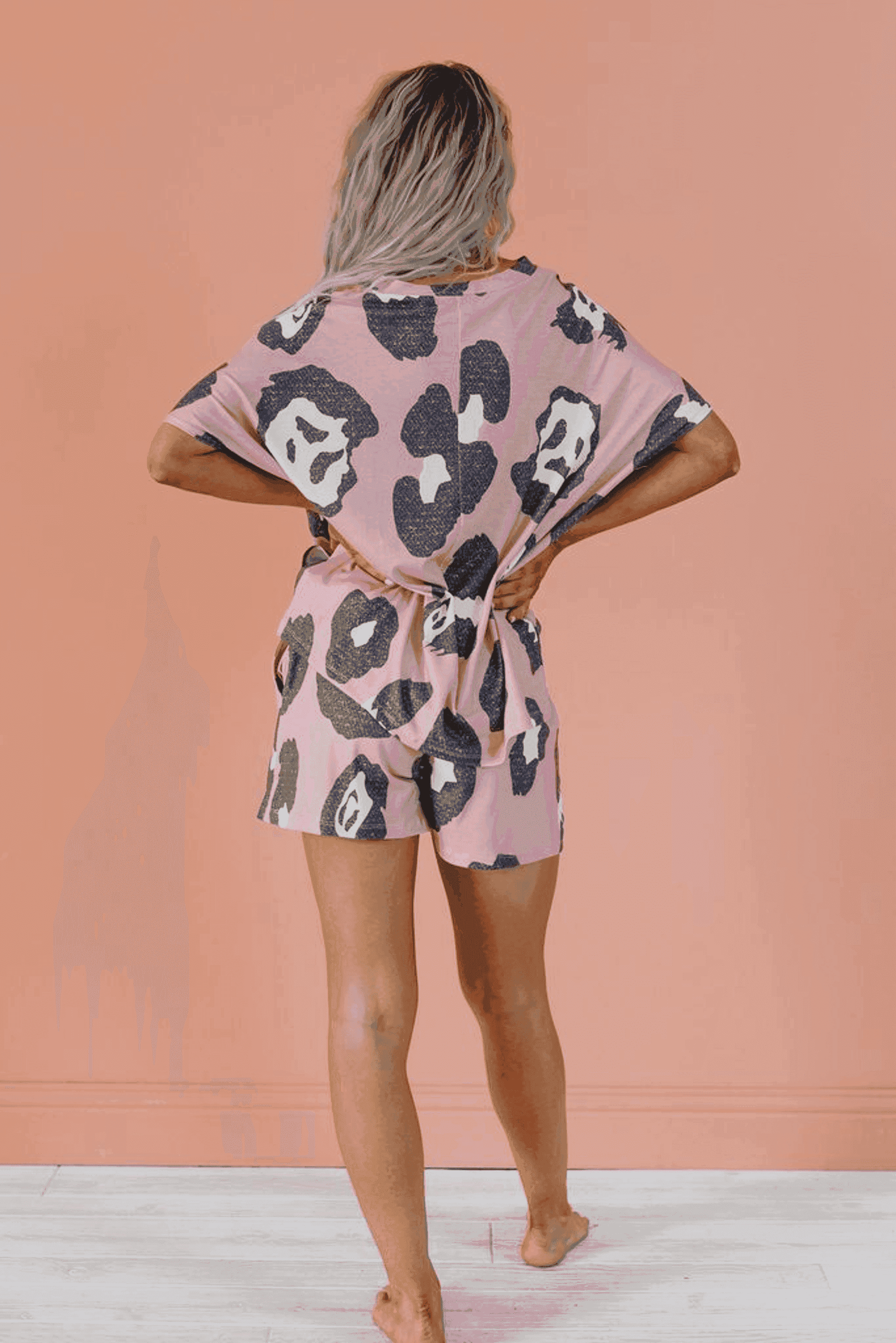 It's A 10 Printed Loungewear Set Stay Warm in Style