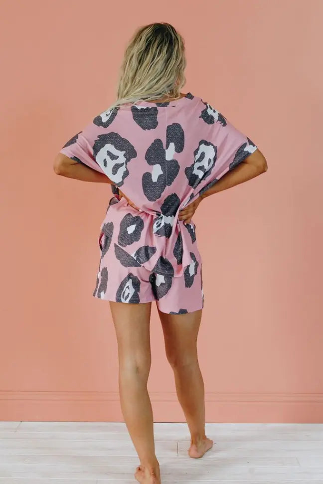 It's A 10 Printed Loungewear Set Stay Warm in Style