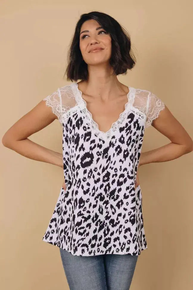Just Us Printed Top Stay Warm in Style