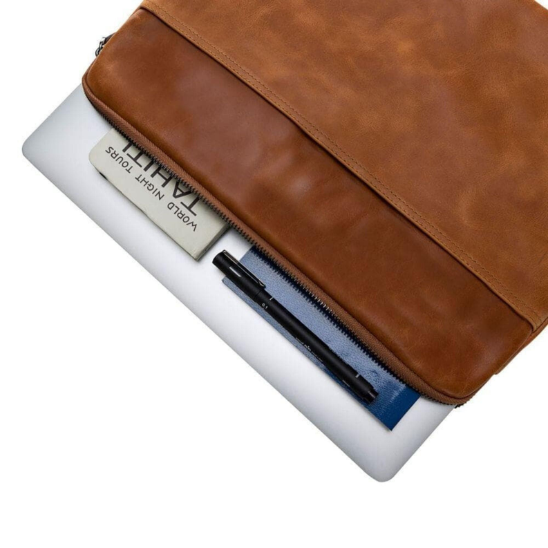 Kemmerer Leather Sleeve for iPad and MacBook Toronata