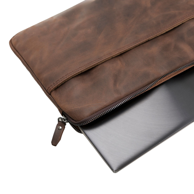 Kemmerer Leather Sleeve for iPad and MacBook Toronata