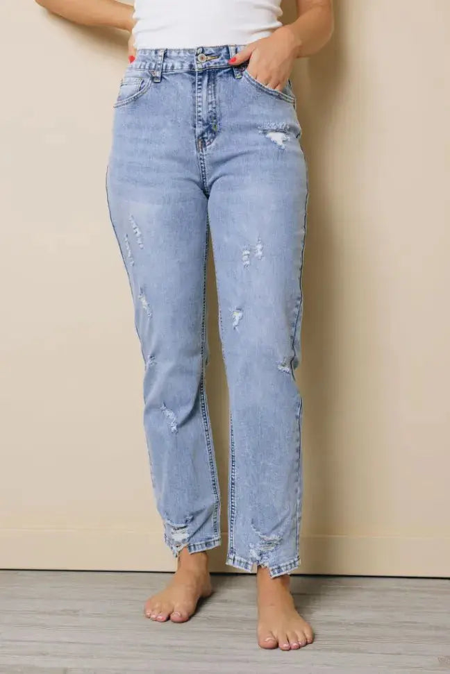 Knolls High Rise Straight Leg Jeans Stay Warm in Style