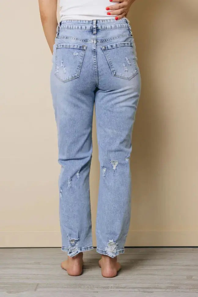 Knolls High Rise Straight Leg Jeans Stay Warm in Style