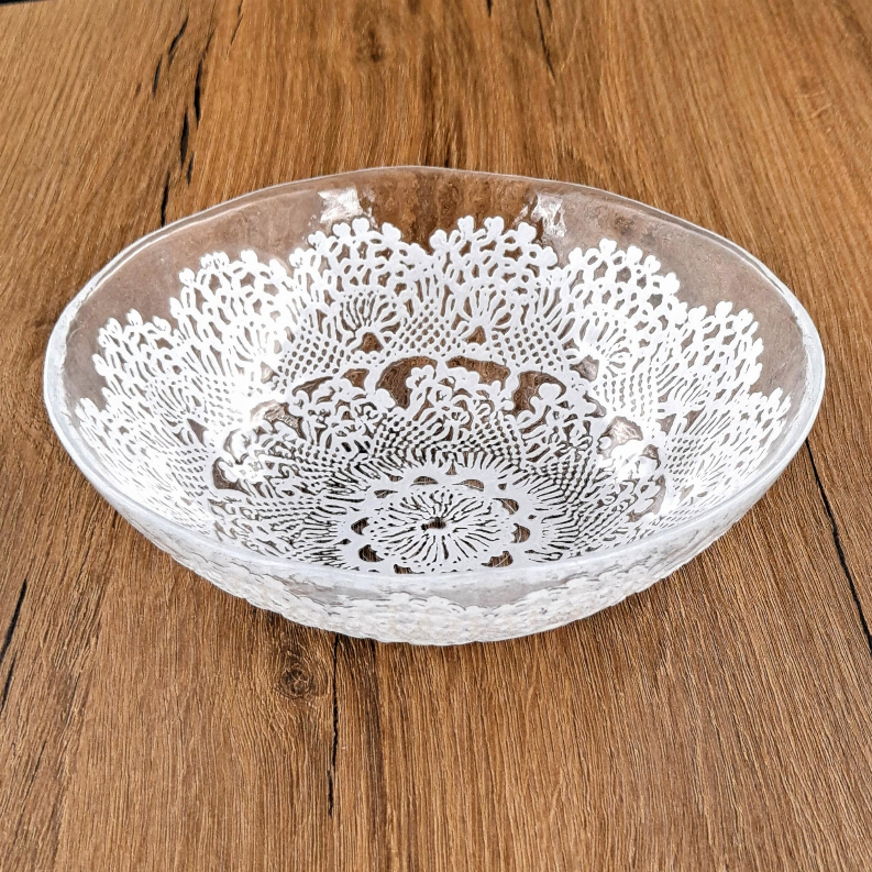 LILLE 7" Glass Salad Bowl Clear/White Red Pomegranate Collection