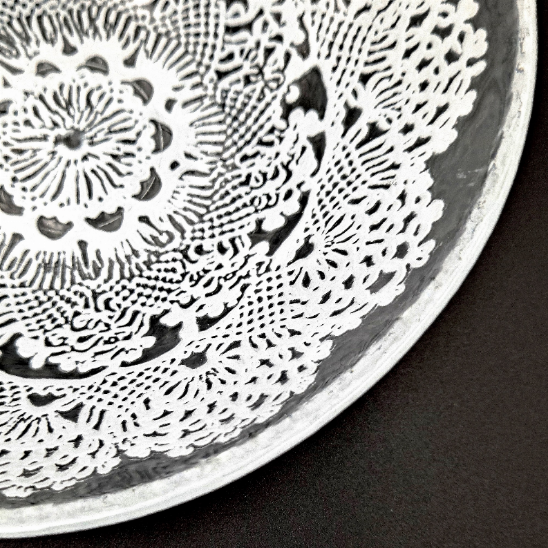 LILLE 7" Glass Salad Bowl Clear/White Red Pomegranate Collection