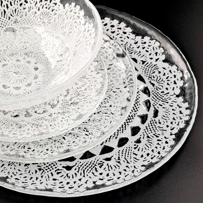 LILLE Glass Dinnerware Set Clear/White Red Pomegranate Collection