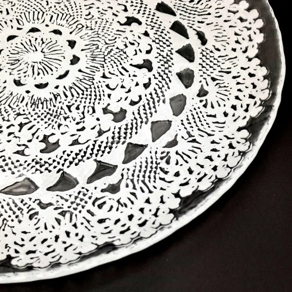 LILLE Glass Plate Clear/White Red Pomegranate Collection