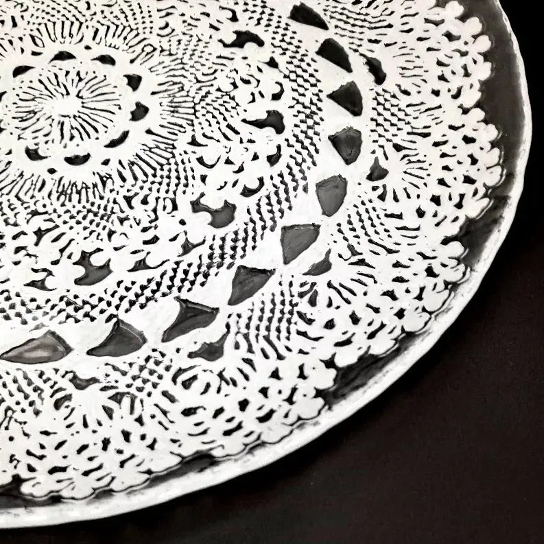 LILLE Glass Plate Clear/White Red Pomegranate Collection