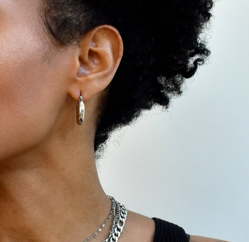 LUCY SMALL SILVER CHUNKY HOOP EARRINGS Mai Desiree
