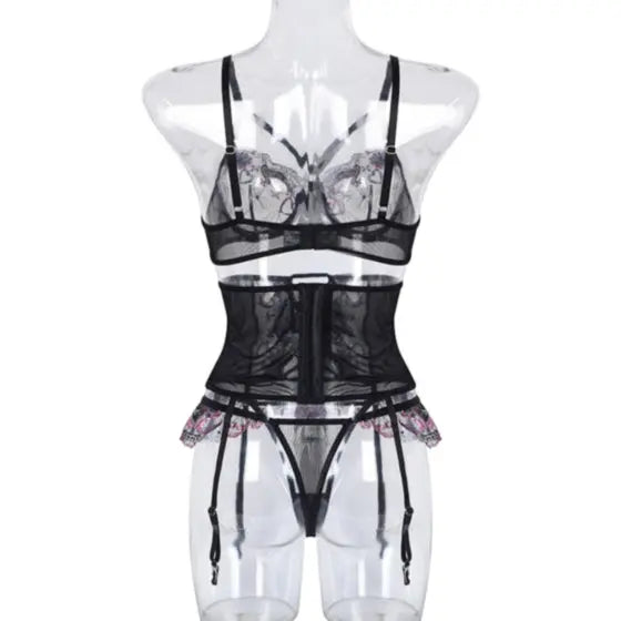 La Belle Fantastique Lace lingerie (3 Piece Set) La Belle Fantastique